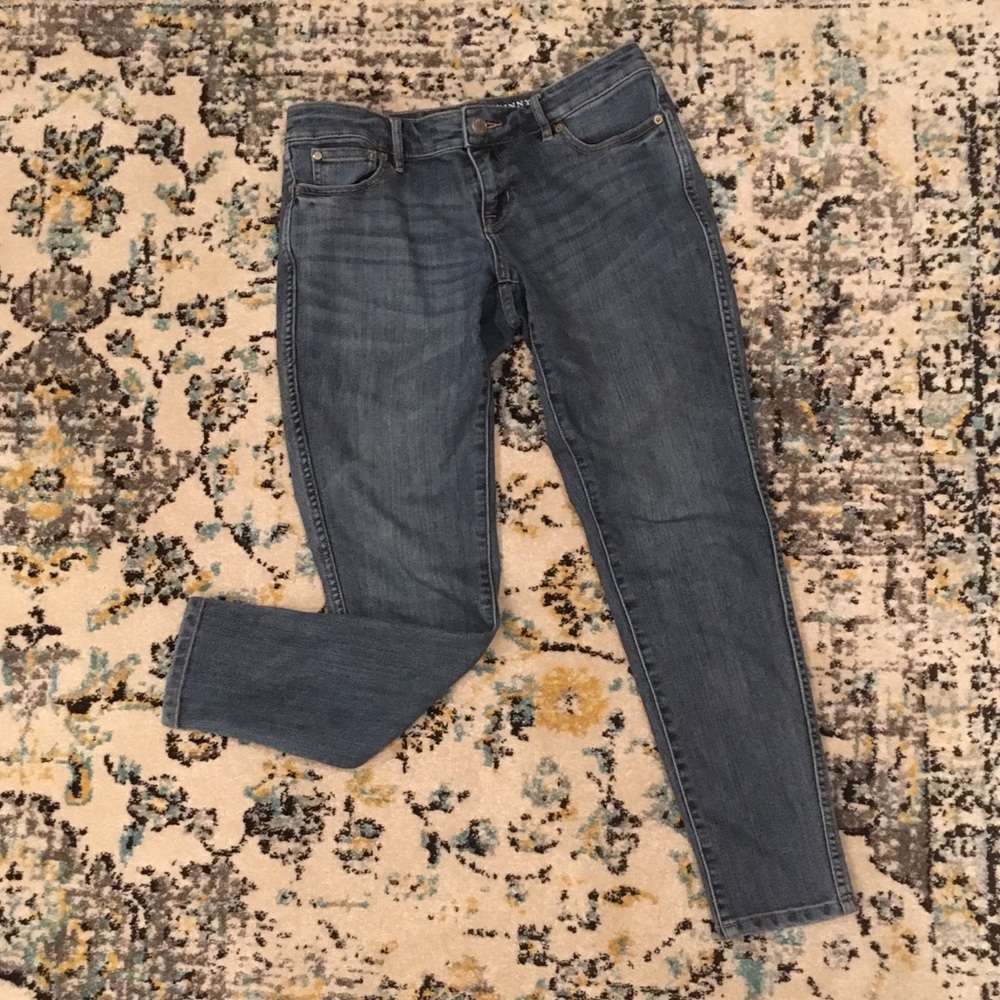 The Limited jeans cropped skinny leg size 8👖